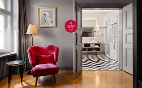 Grand Poet Hotel And Spa By Semarah